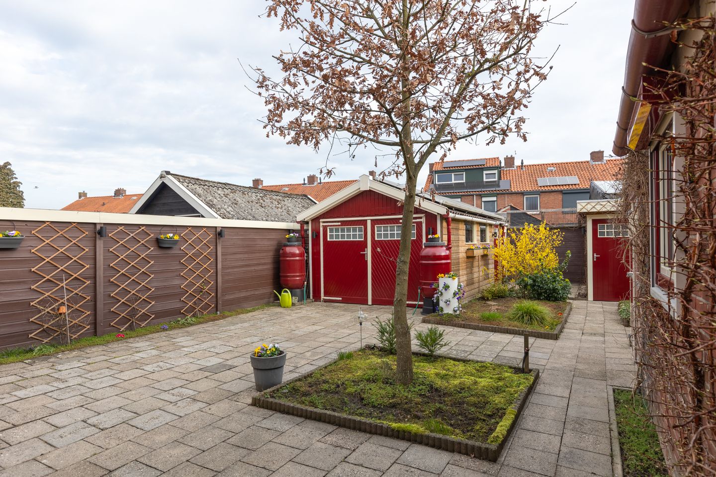 Foto 40 van Esdoornstraat 13