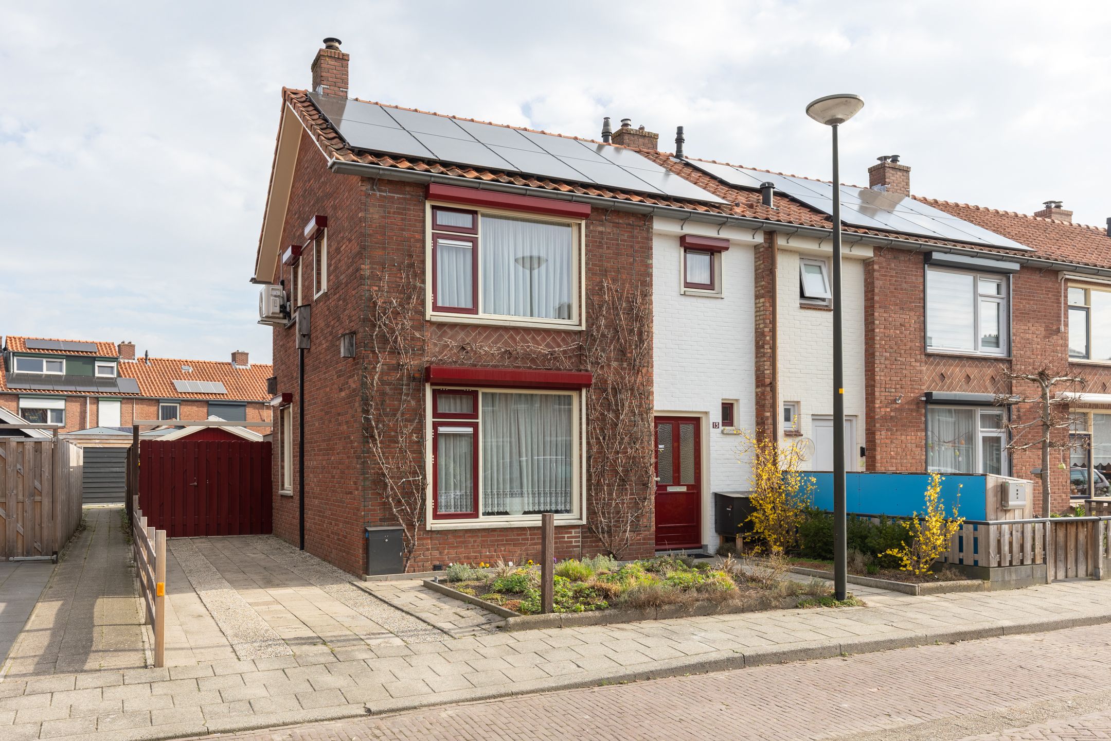 Buying a house in The Netherlands., Esdoornstraat 13