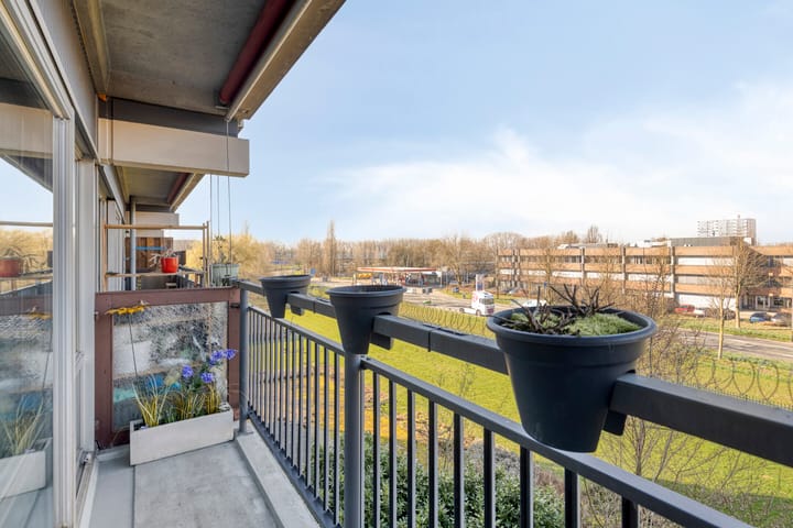 Photo 4 of Aalscholversingel 46