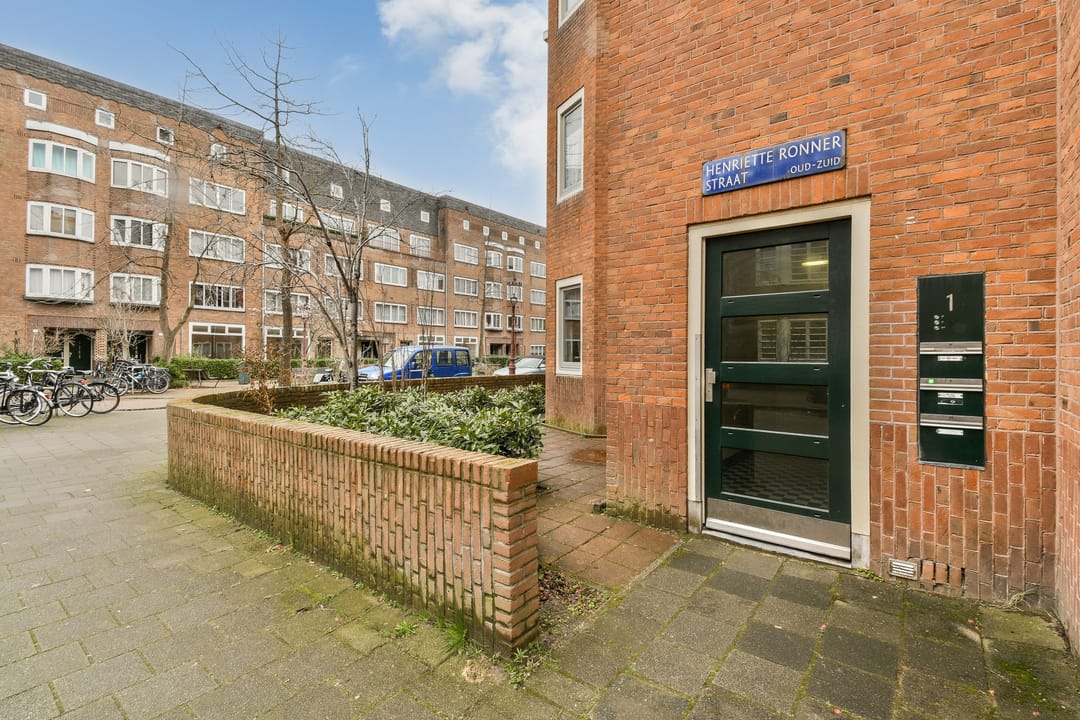 Foto 2 van Henriëtte Ronnerstraat 1-H