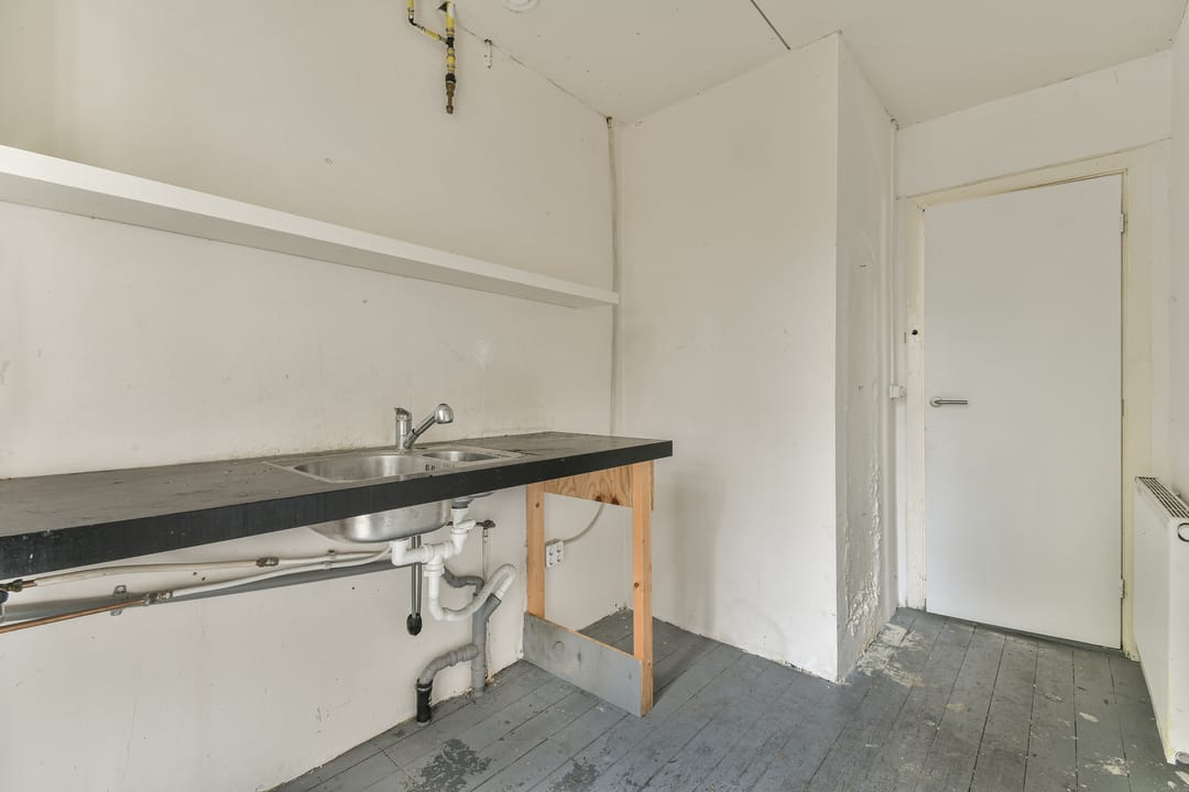 Photo 7 of Woestduinstraat 86-H