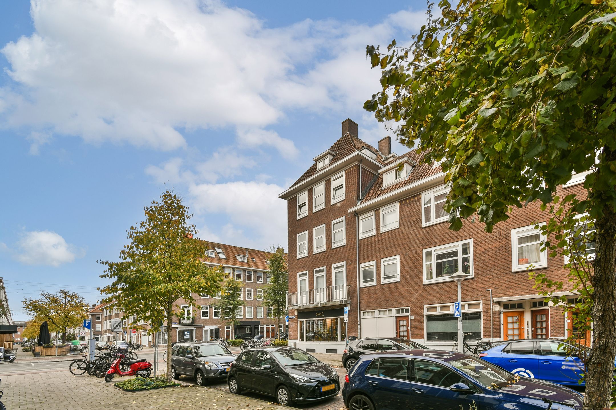 Photo 18 of Woestduinstraat 86-H