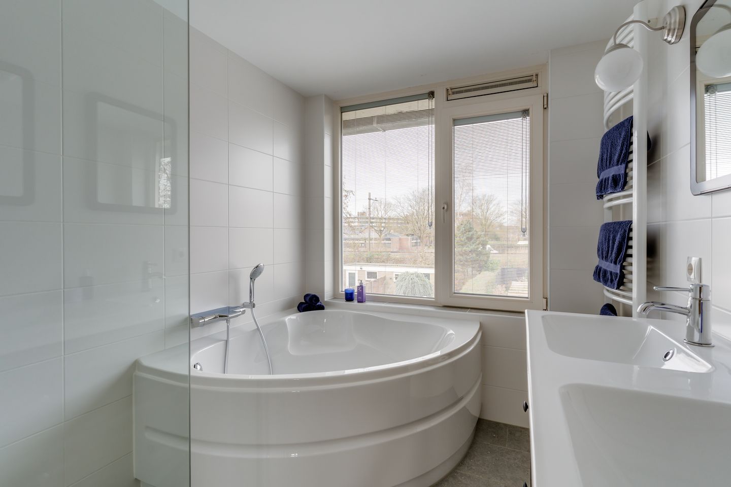 Foto 35 van de Genestetlaan 22