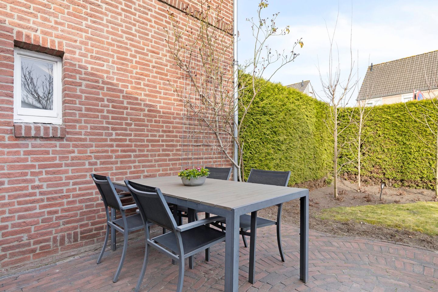 Characteristic Semi-Detached House with Garage and Two Gardens in Volkel — 40