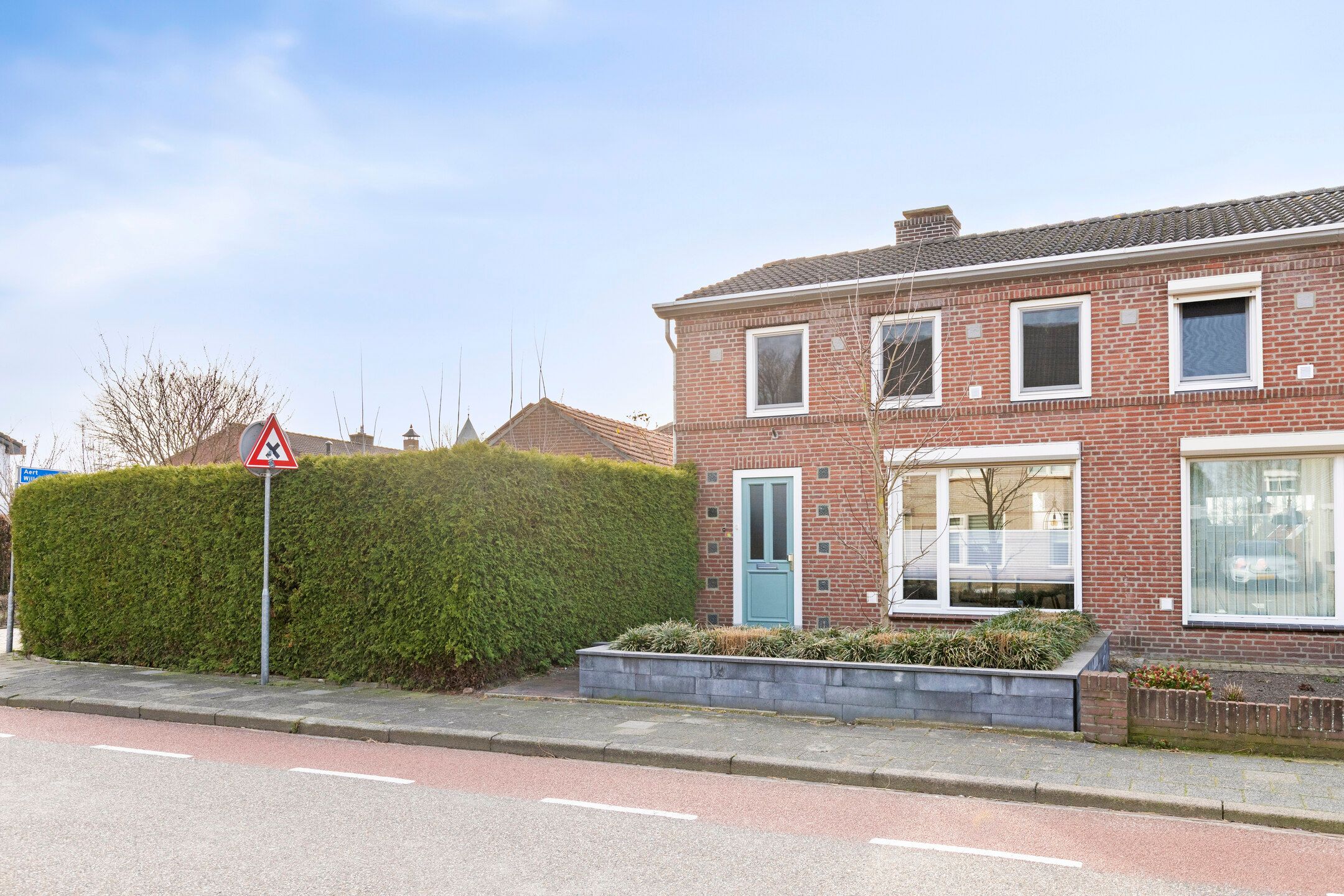 Characteristic Semi-Detached House with Garage and Two Gardens in Volkel — 45