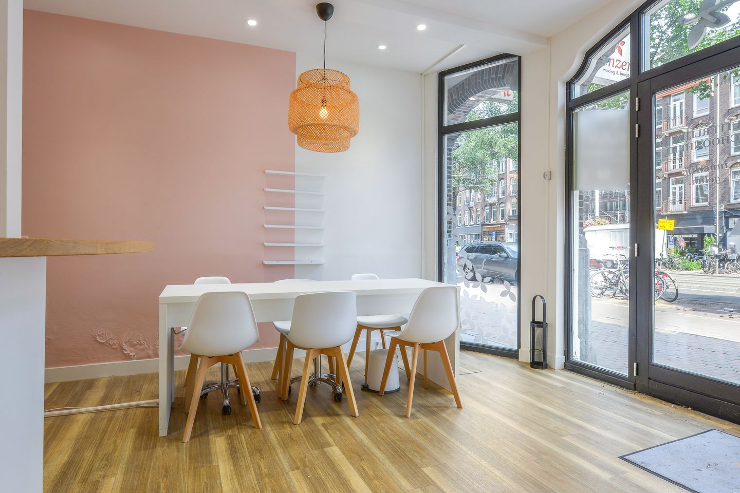 View photo 4 of Bilderdijkstraat 76-H