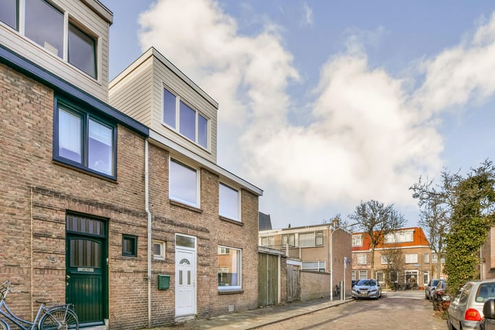 Tweede Hogerwoerddwarsstraat 17