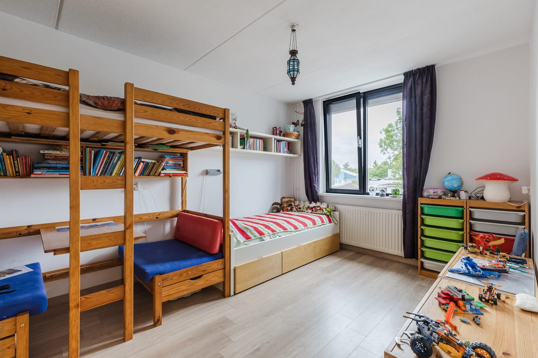 Extended and well-maintained terraced house with sunny garden in child-friendly Breukelen — 20