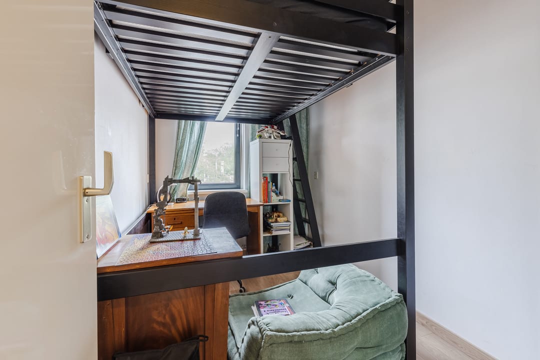 Extended and well-maintained terraced house with sunny garden in child-friendly Breukelen — 21