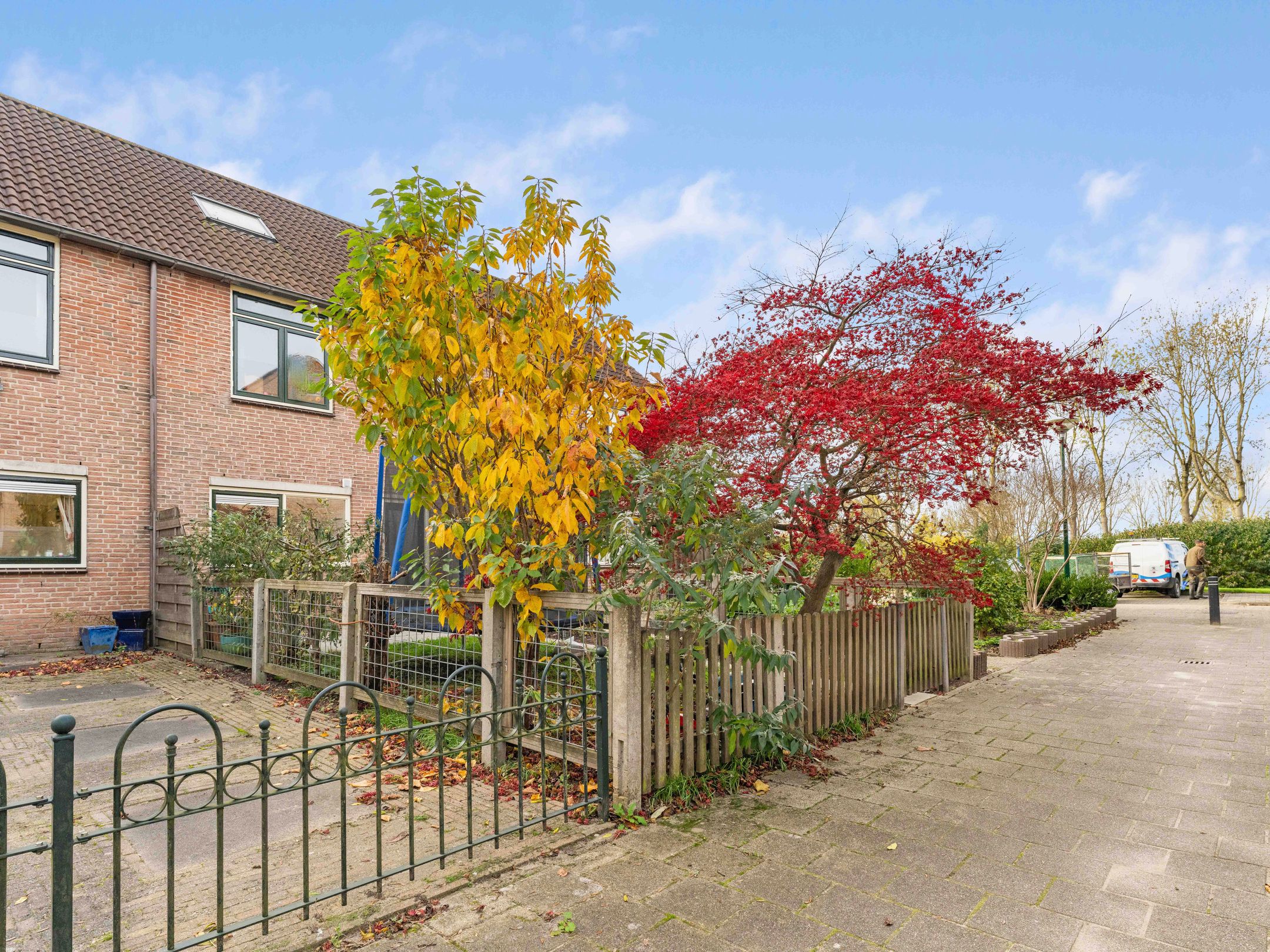 Extended and well-maintained terraced house with sunny garden in child-friendly Breukelen — 31