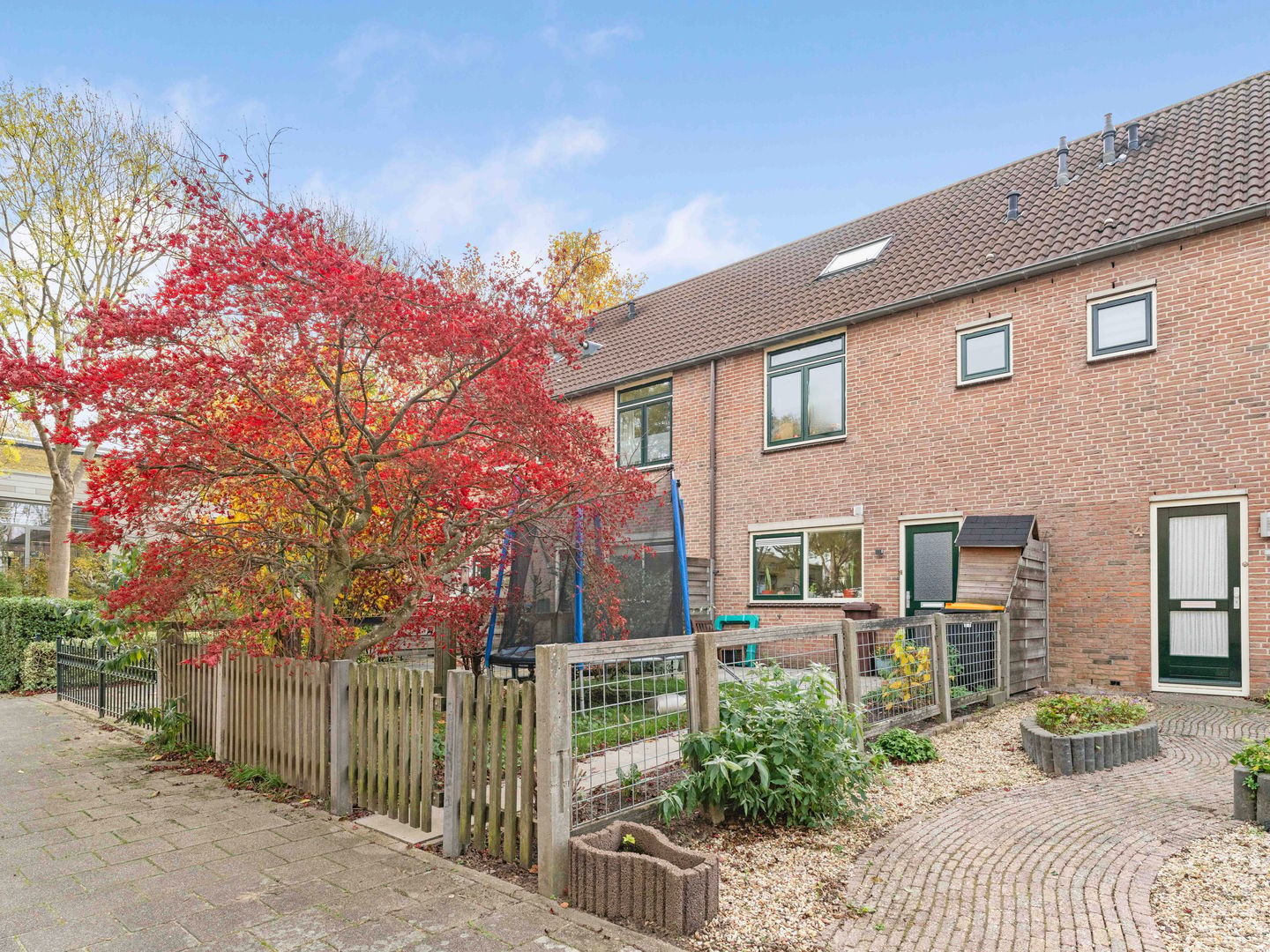 Extended and well-maintained terraced house with sunny garden in child-friendly Breukelen — 33