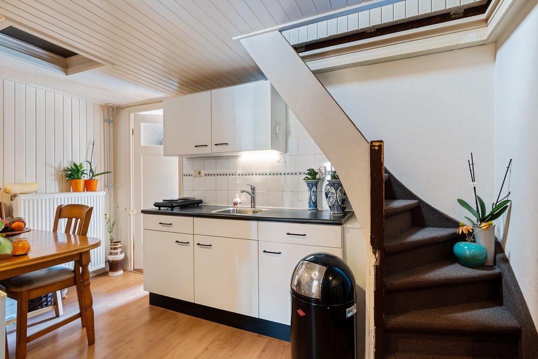 Photo 17 of Wilhelminastraat 9