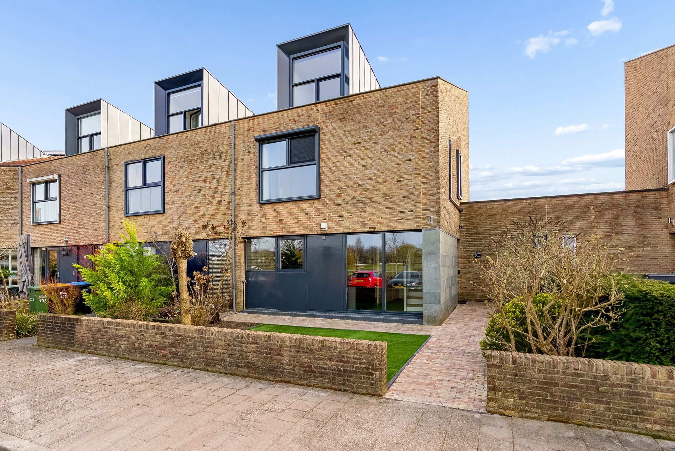 Buying a house in The Netherlands., Koolzaadlaan 155