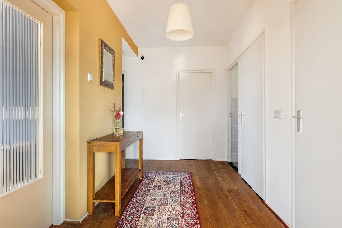 Spacious 3-room apartment with two balconies in Het Lage Land — 14