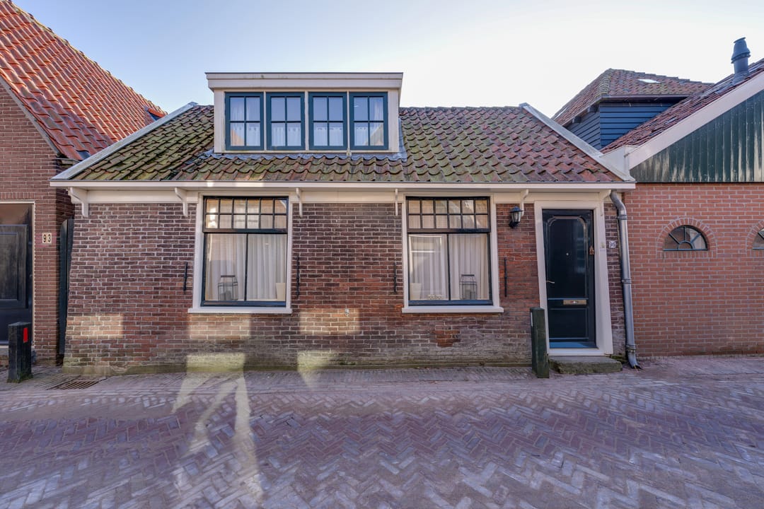 Foto 1 van Rechtestraat 95