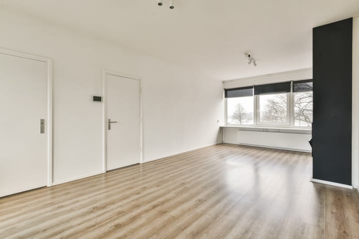 Foto 3 van De Ruijterkade 10-2