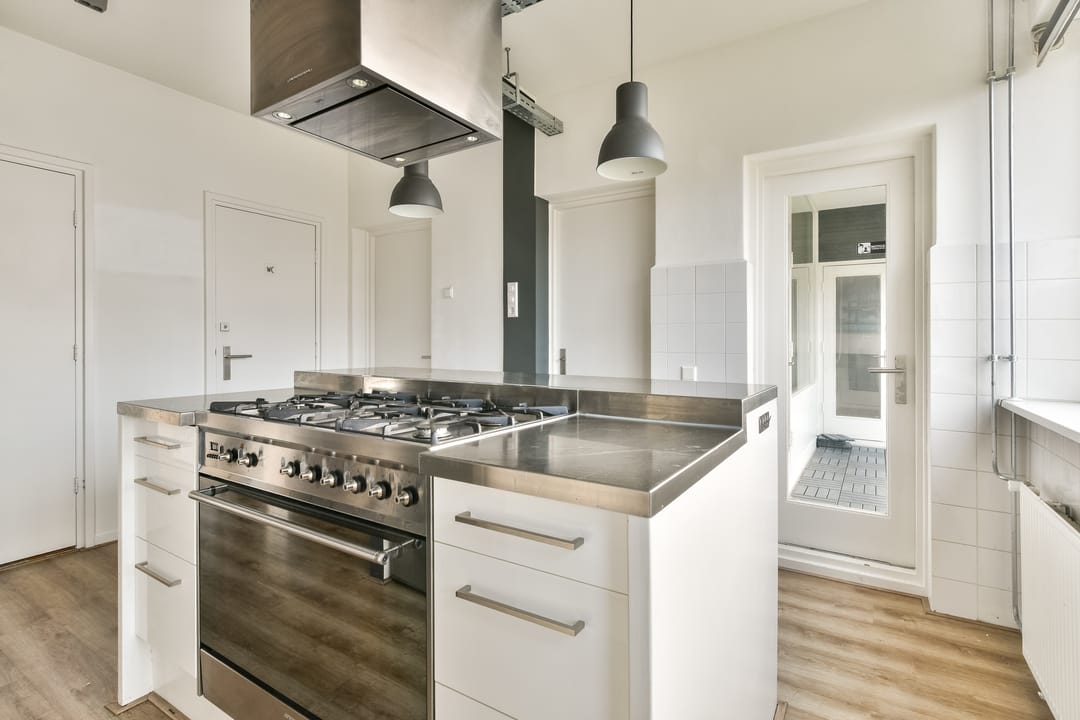 Photo 7 of De Ruijterkade 10-2