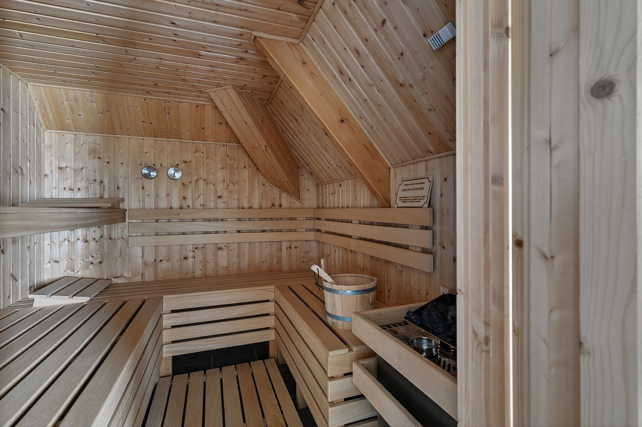 Foto 45 van Borkerstraat 16