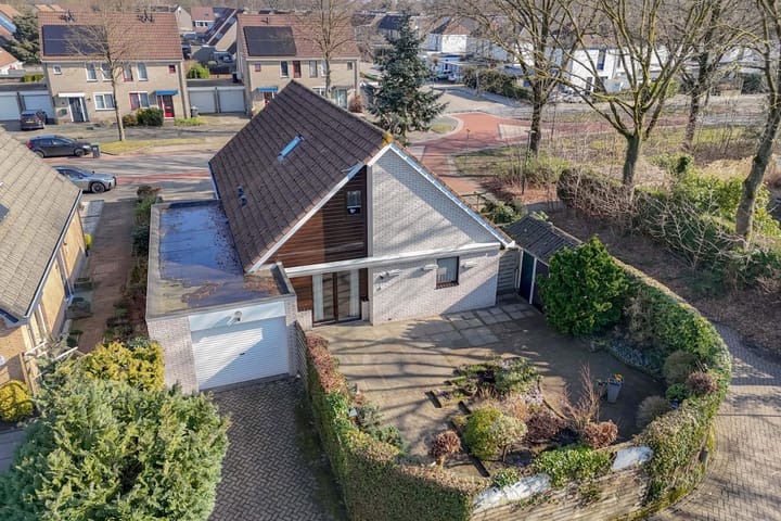 Photo 2 of De Frisia 81