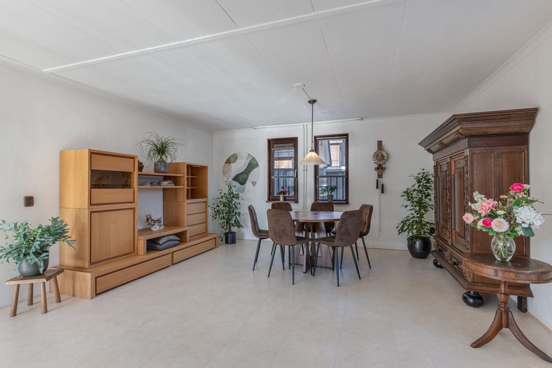 Photo 17 of De Frisia 81