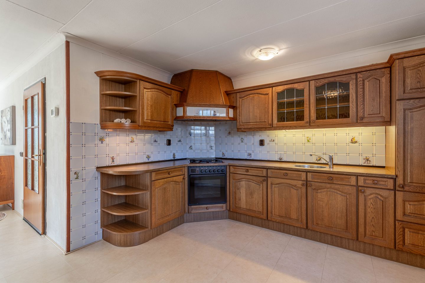 Photo 20 of De Frisia 81