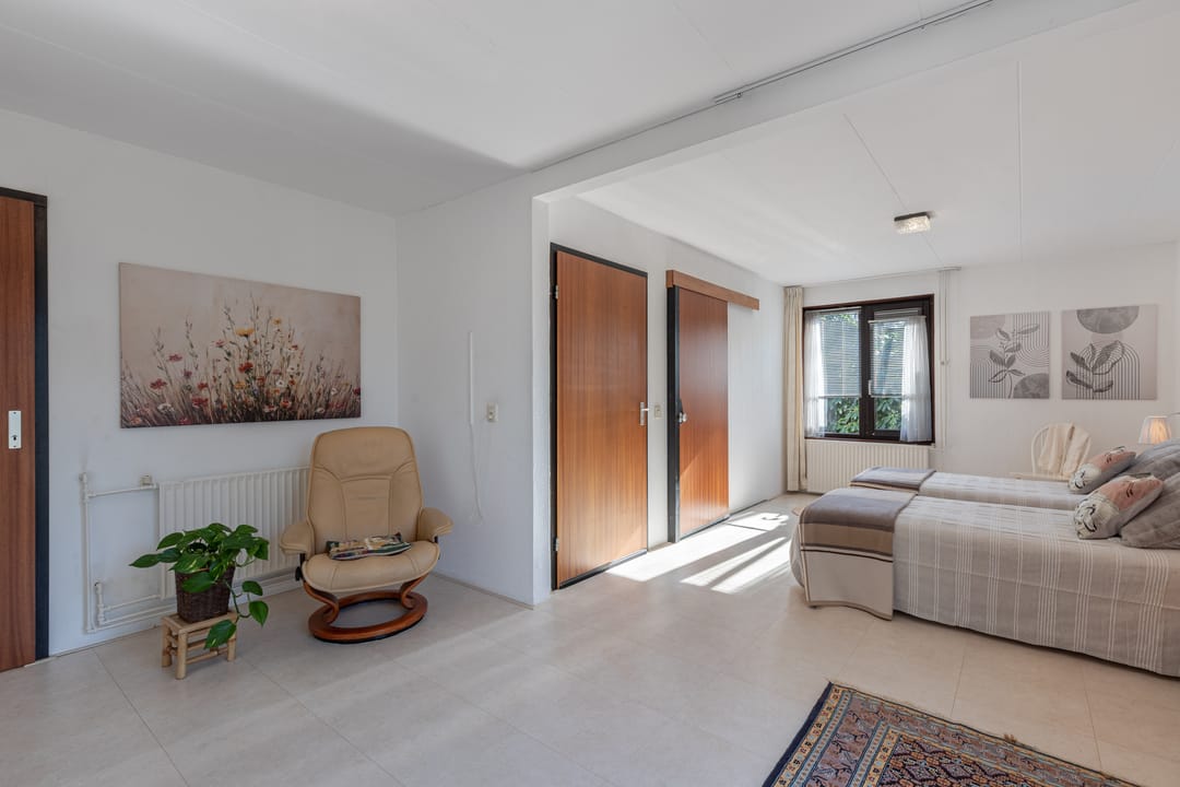 Photo 23 of De Frisia 81