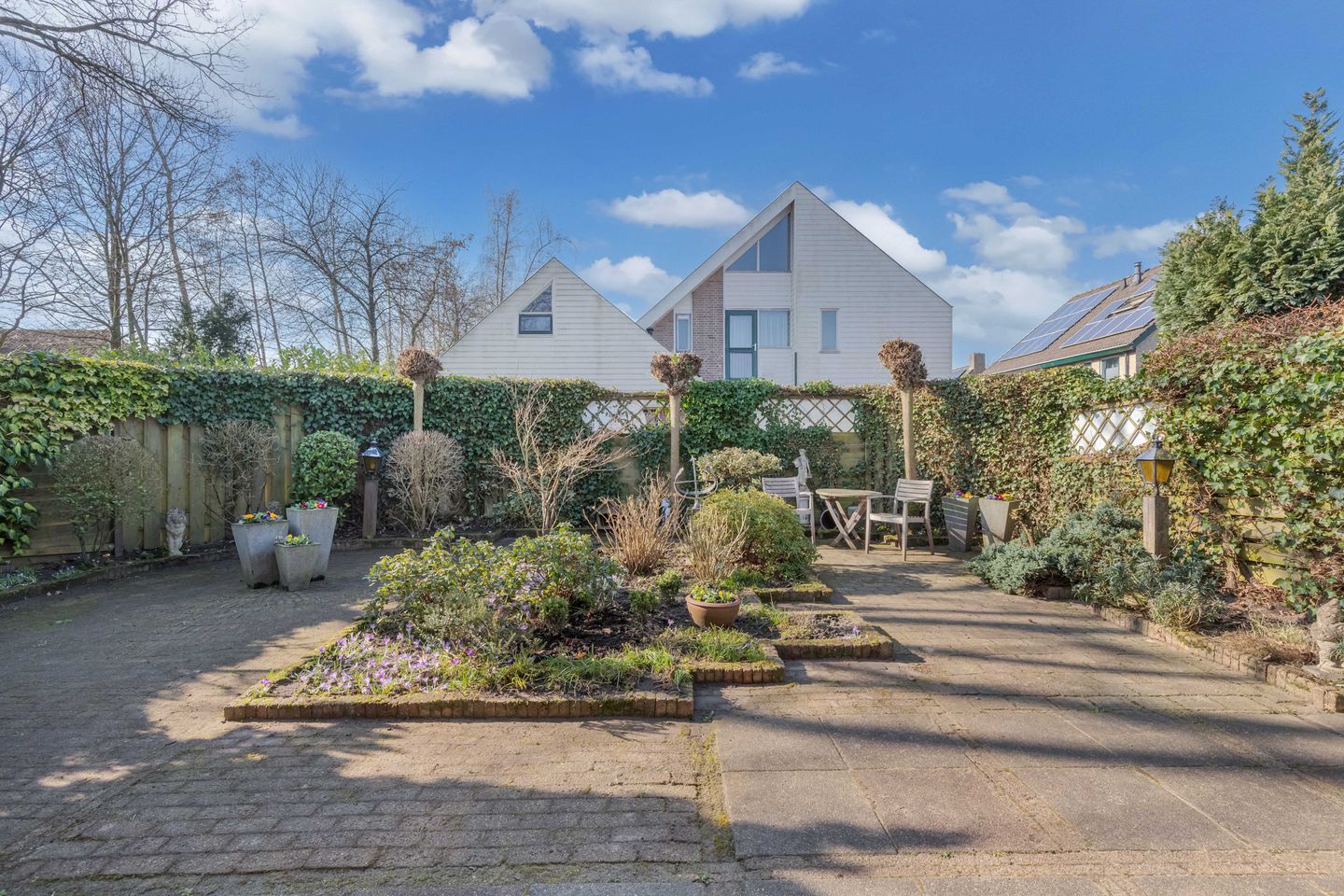 Photo 44 of De Frisia 81