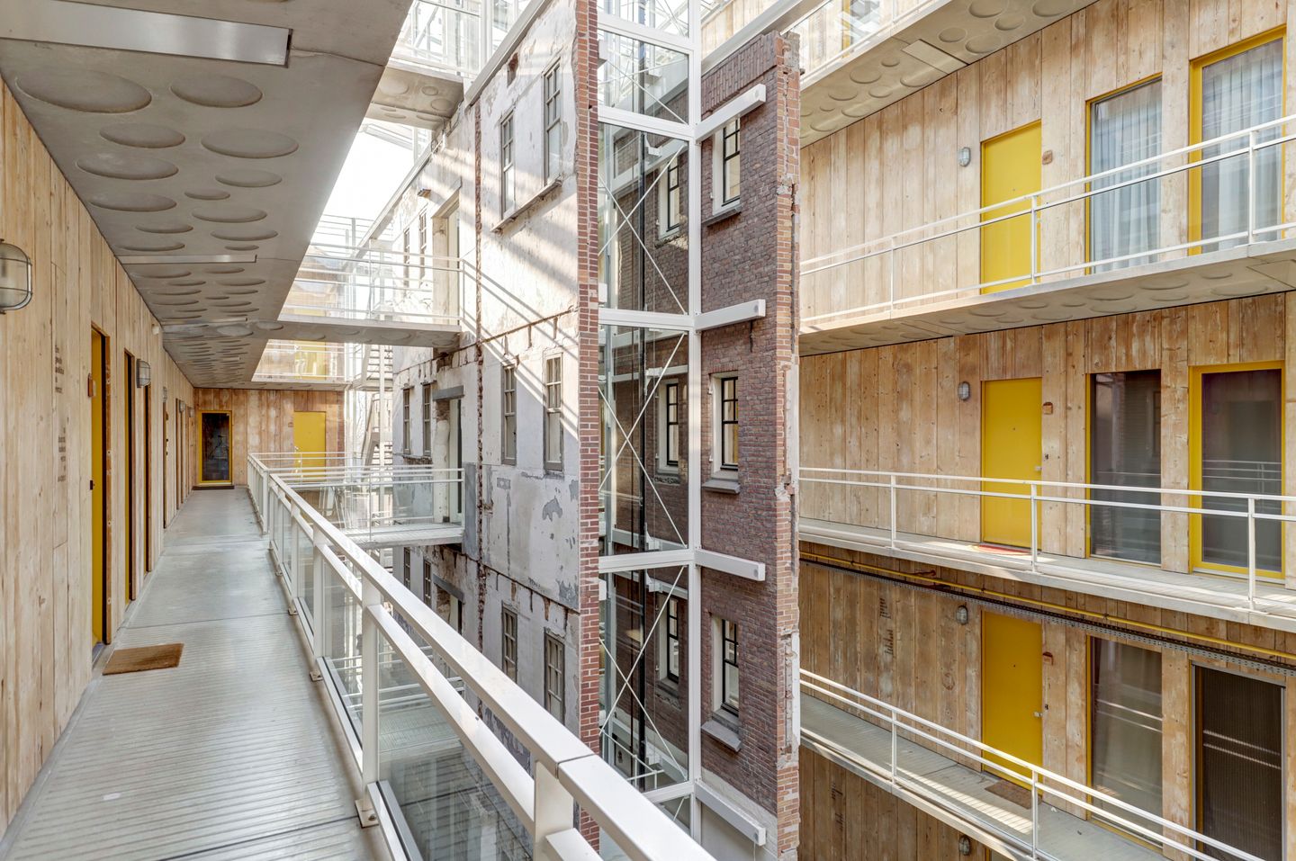 Foto 10 van Westerkade 2-208