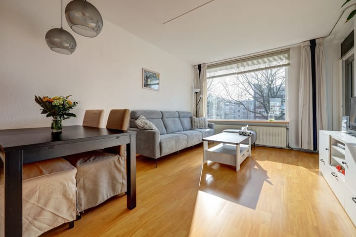 Photo 2 of Augustinusstraat 45