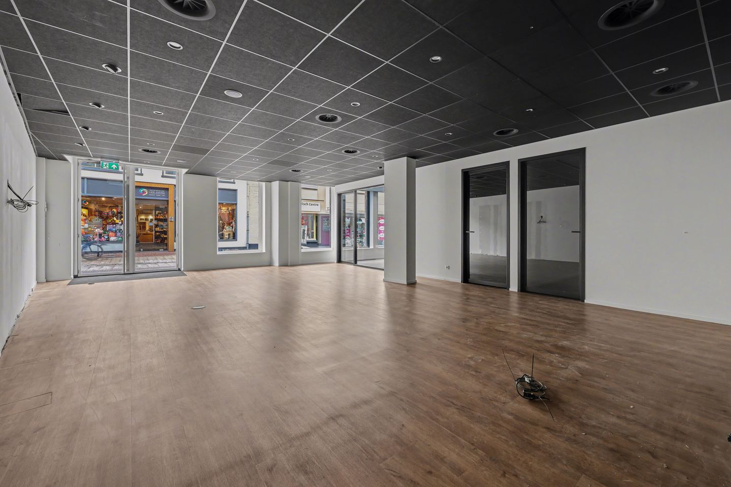 View photo 2 of Misterstraat 76