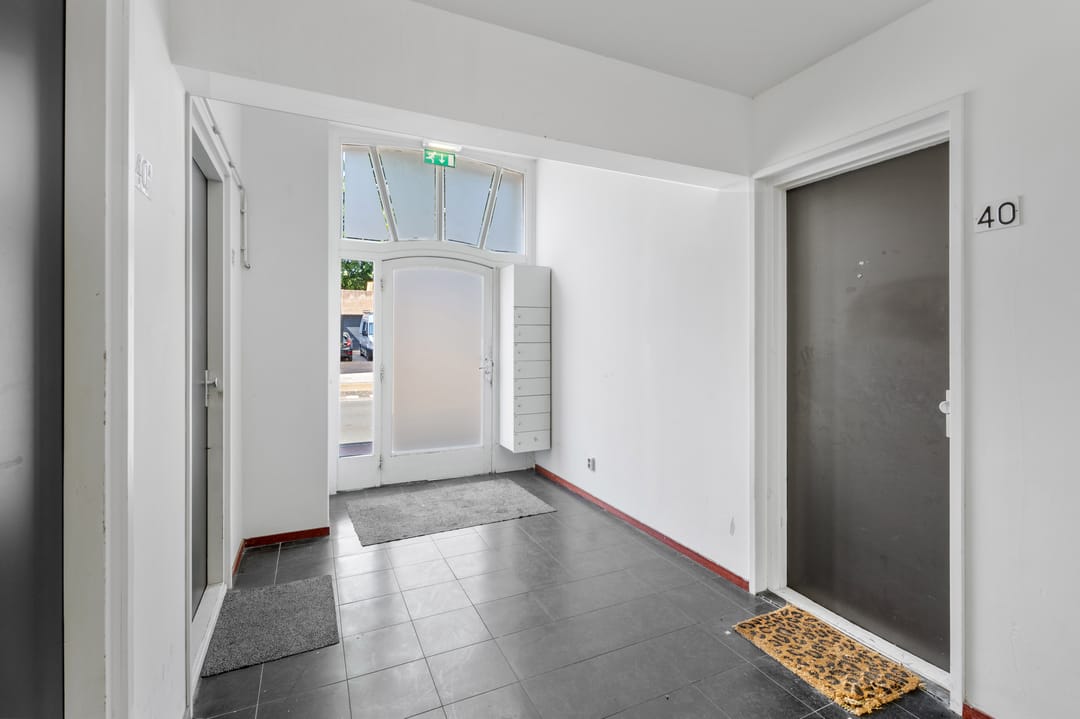 Photo 17 of Brugstraat 42-A