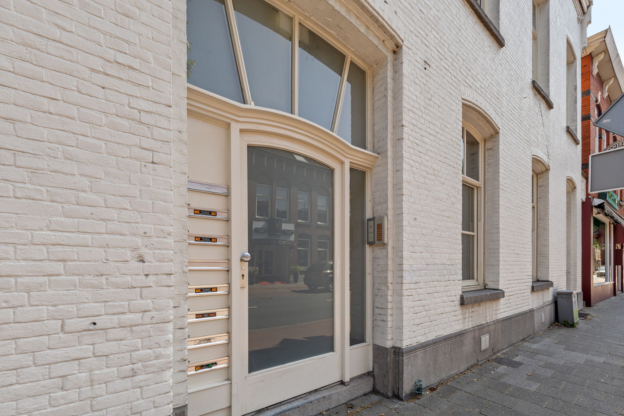 Photo 18 of Brugstraat 42-A