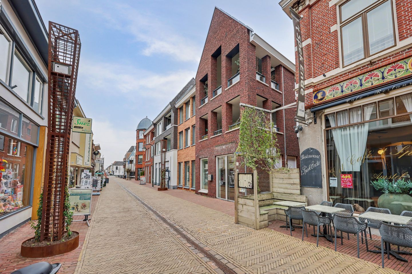 View photo 1 of Misterstraat 76