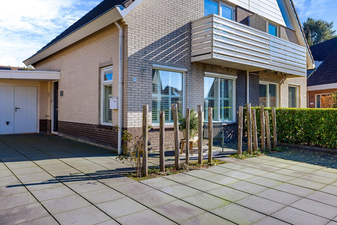 Photo 8 of Karturf 14