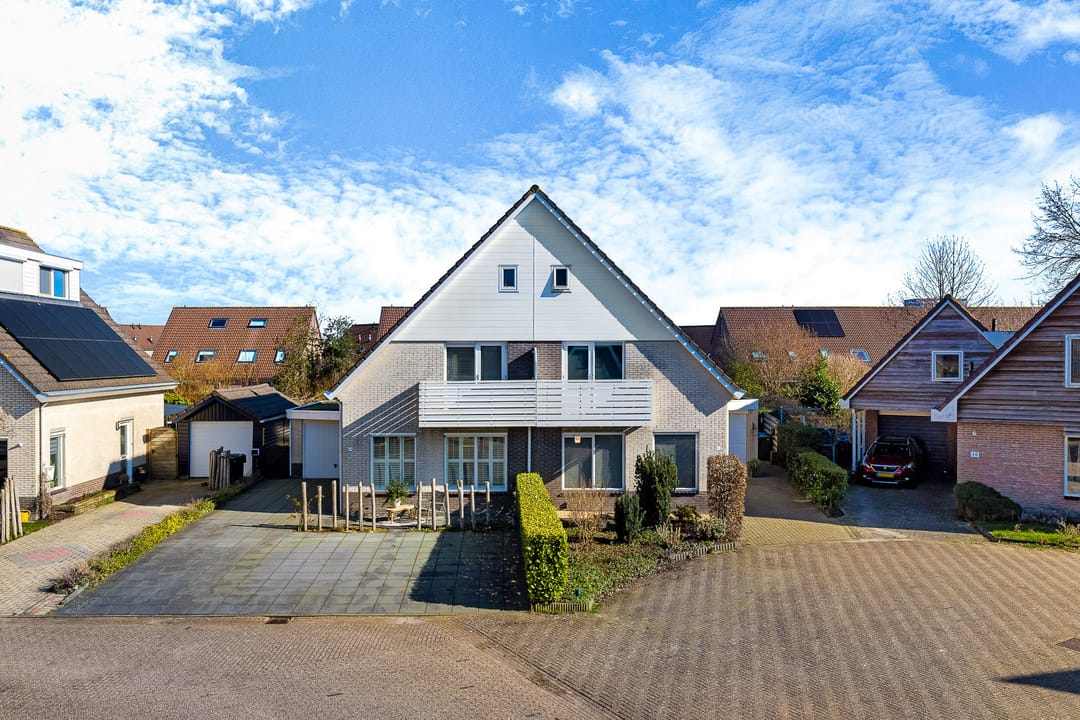 Photo 38 of Karturf 14