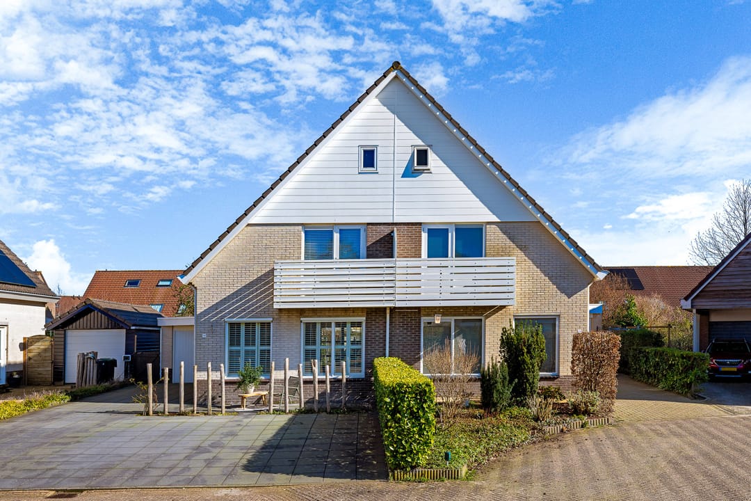 Photo 41 of Karturf 14