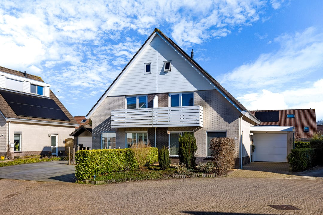 Photo 43 of Karturf 14