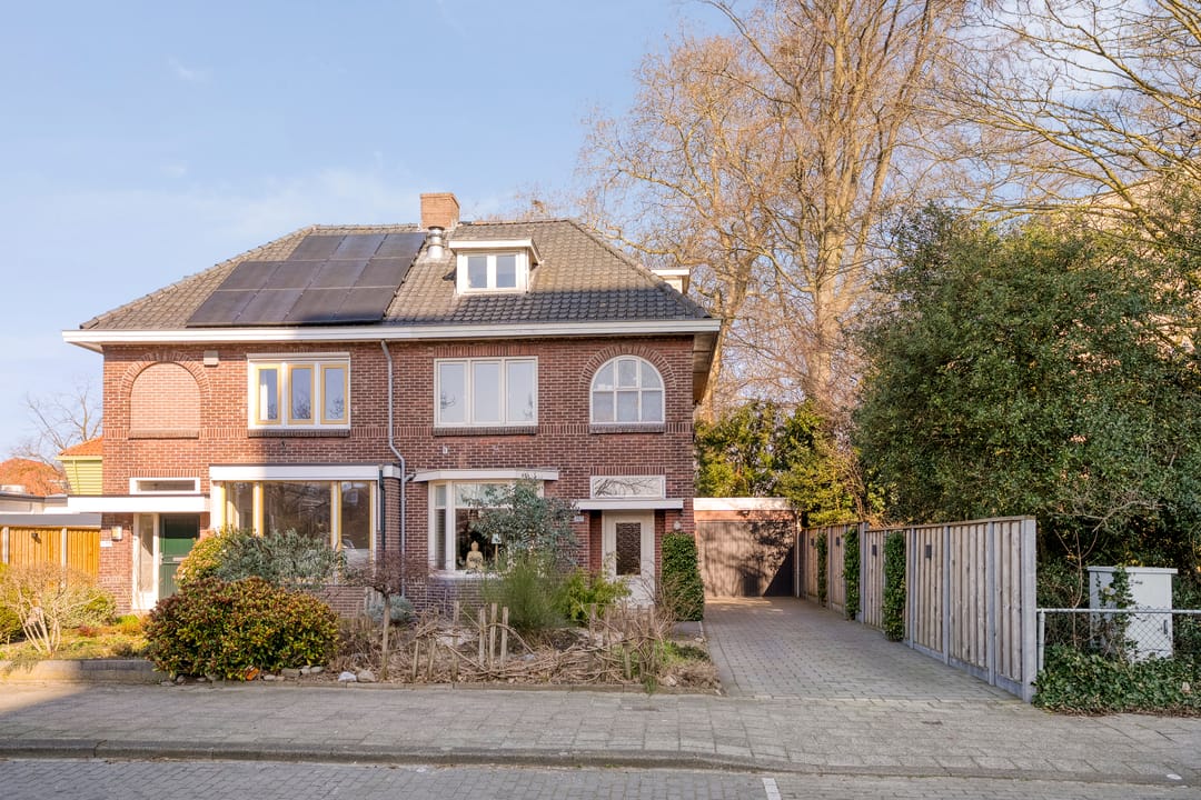 Foto 46 van Gronausestraat 207