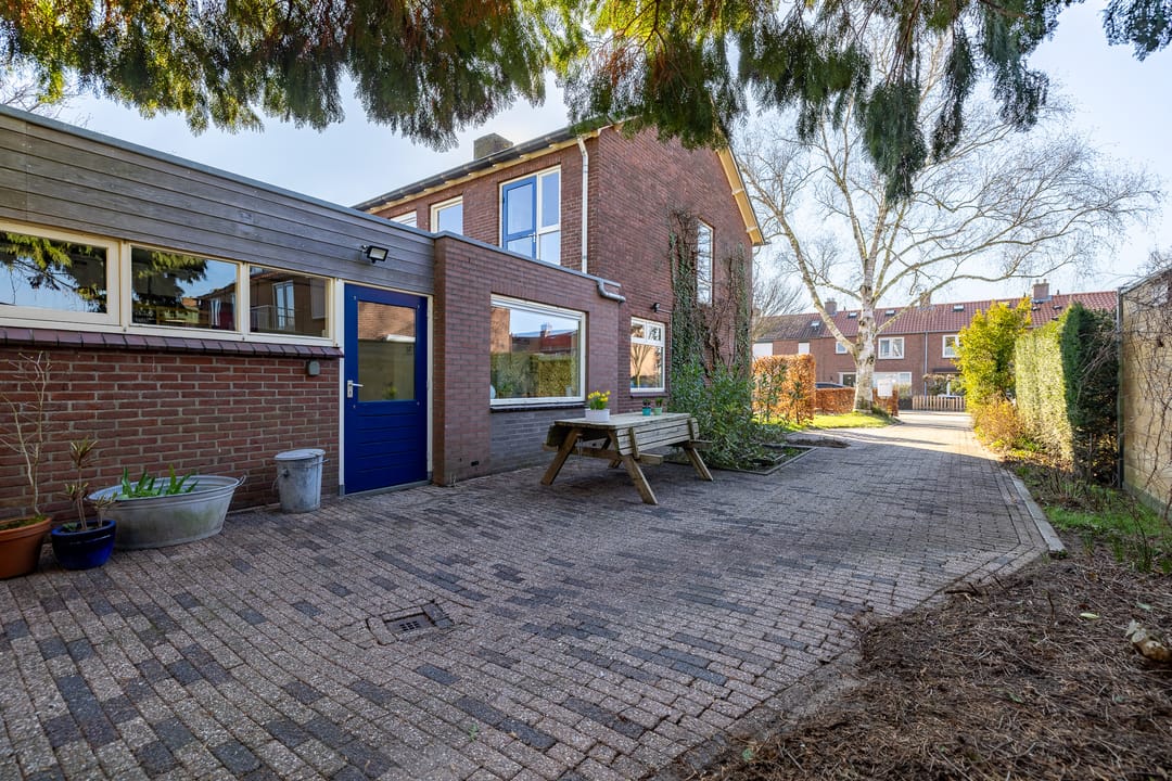 Photo 2 of Mackaylaan 25