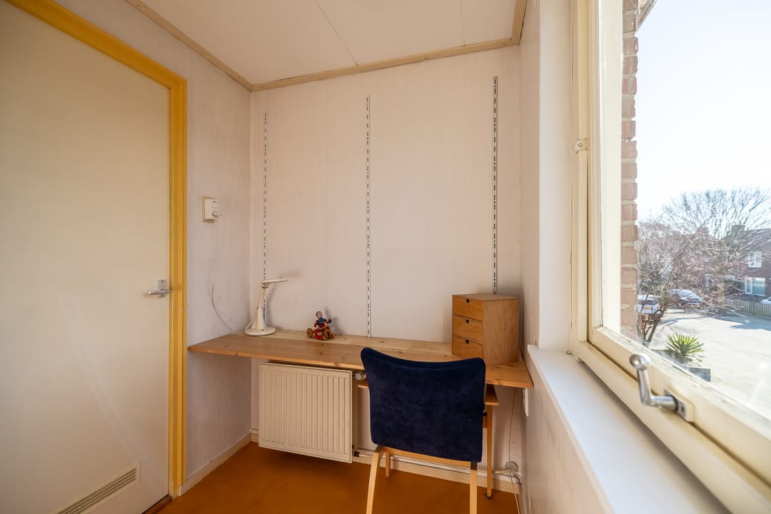 Photo 38 of Mackaylaan 25