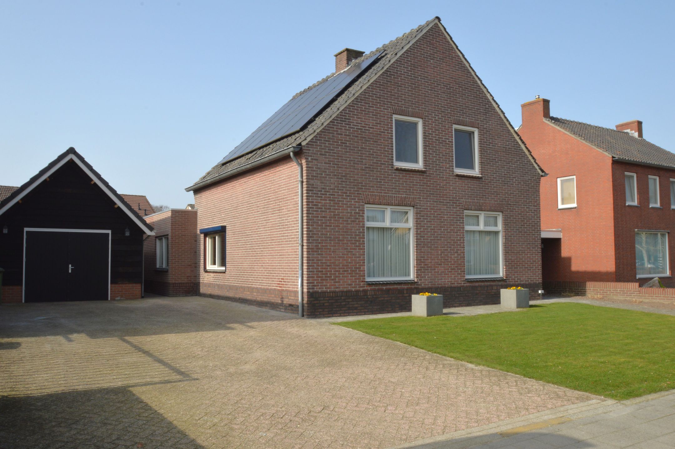 Buying a house in The Netherlands., Milhezerweg 21