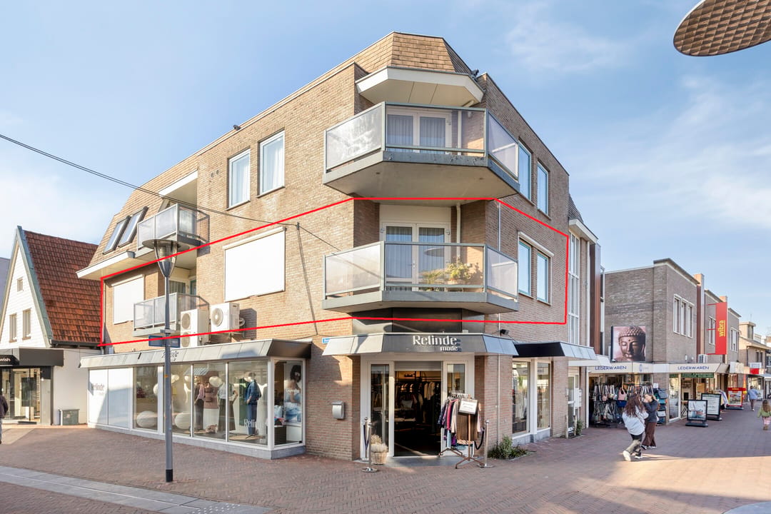 Photo 1 of Spoorstraat 29