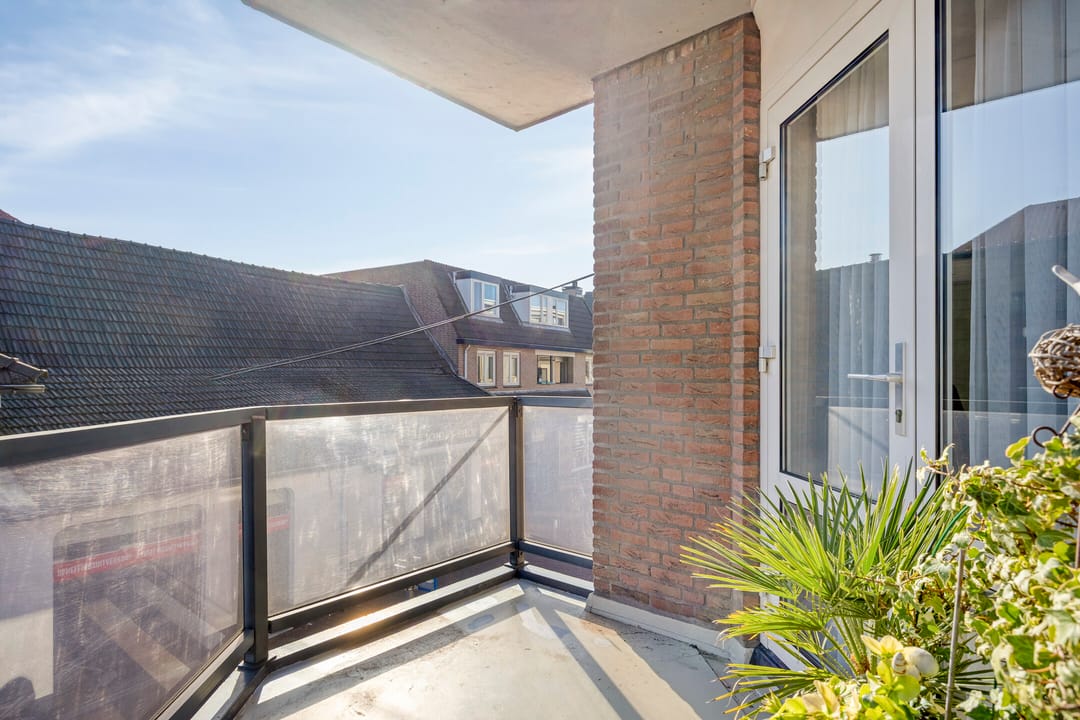 Photo 7 of Spoorstraat 29