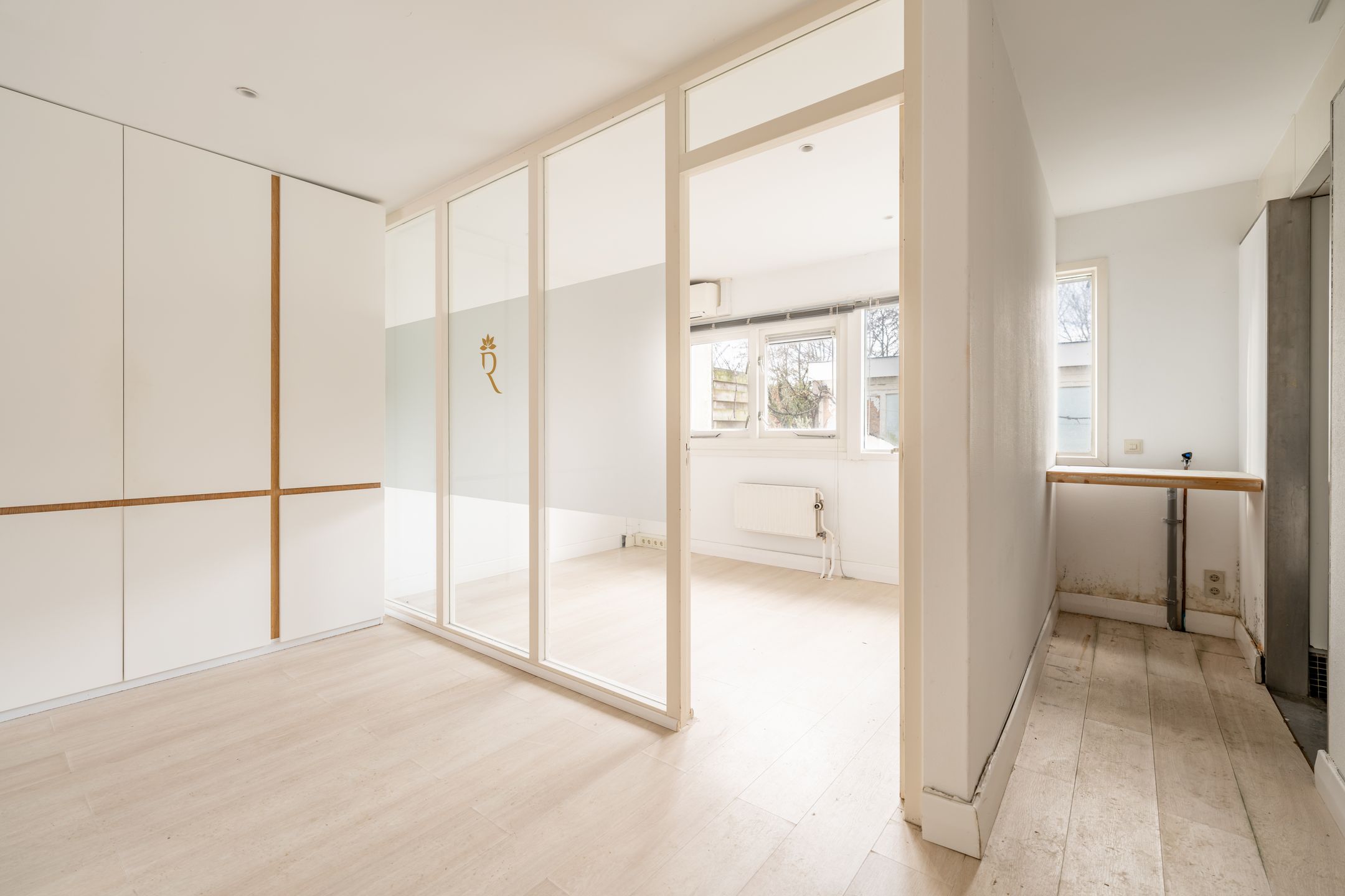 Unique Mixed-Use Property with Commercial Space near Amsterdamse Bos — 16
