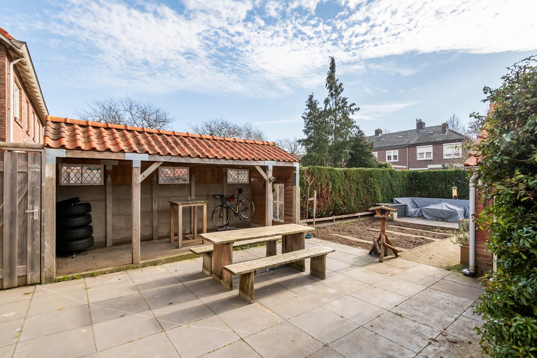 Photo 37 of Prins Bernhardlaan 9