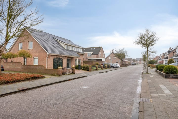 Photo 2 of de Branden 18