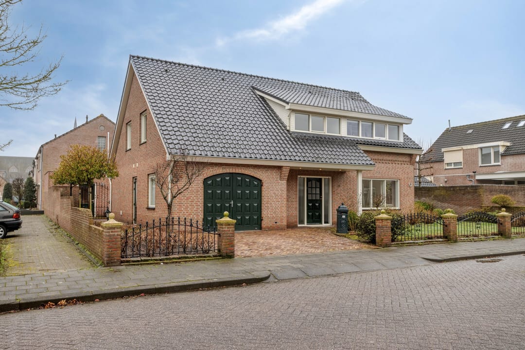 Photo 7 of de Branden 18