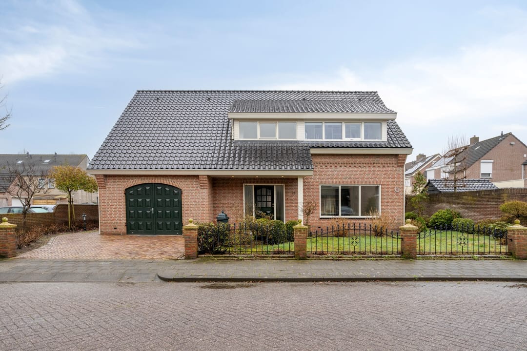 Photo 8 of de Branden 18