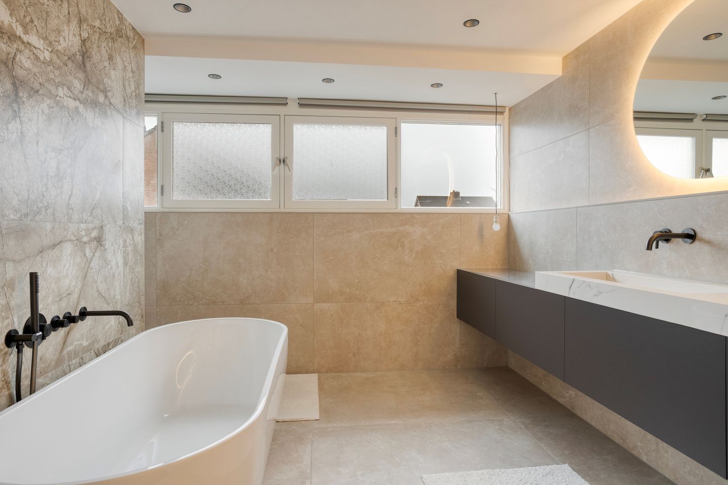 Photo 40 of de Branden 18