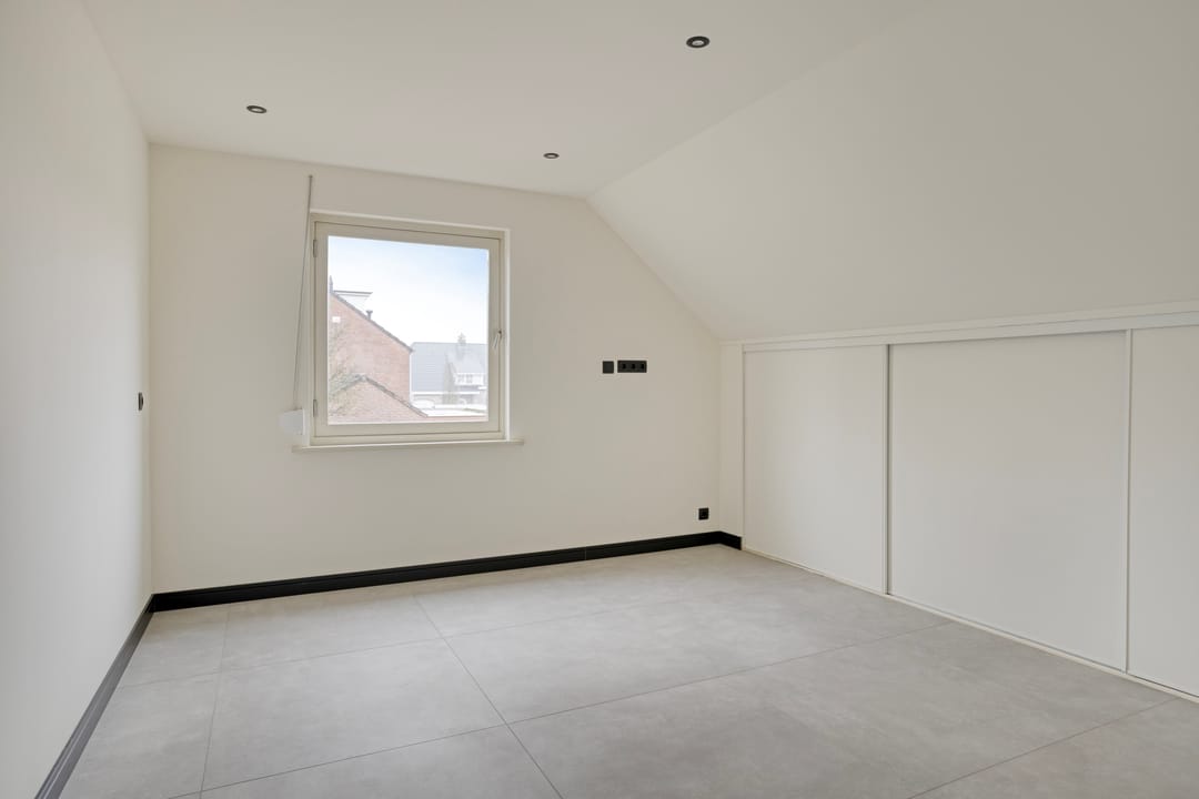 Photo 43 of de Branden 18